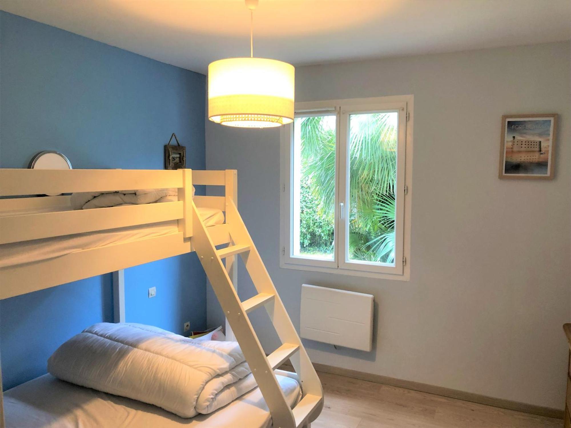 Agreable Maison Ensoleillee Avec Jardin Arbore Villa Le Château-dʼOléron Exteriör bild